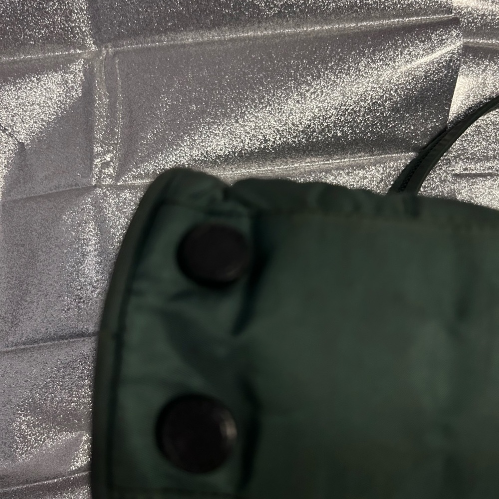Prada green - Picture 10 of 13